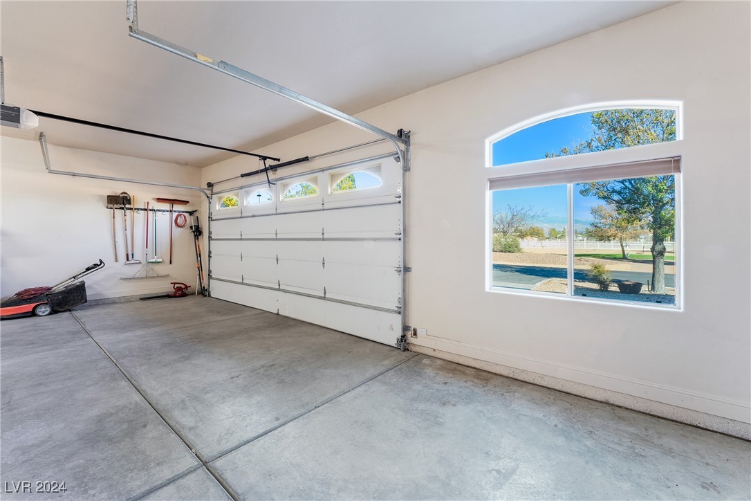 2500 South Zephyr Avenue Property Photo 66