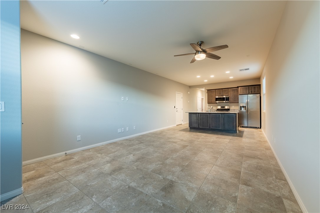 2664 Chinaberry Hill Street Property Photo 7