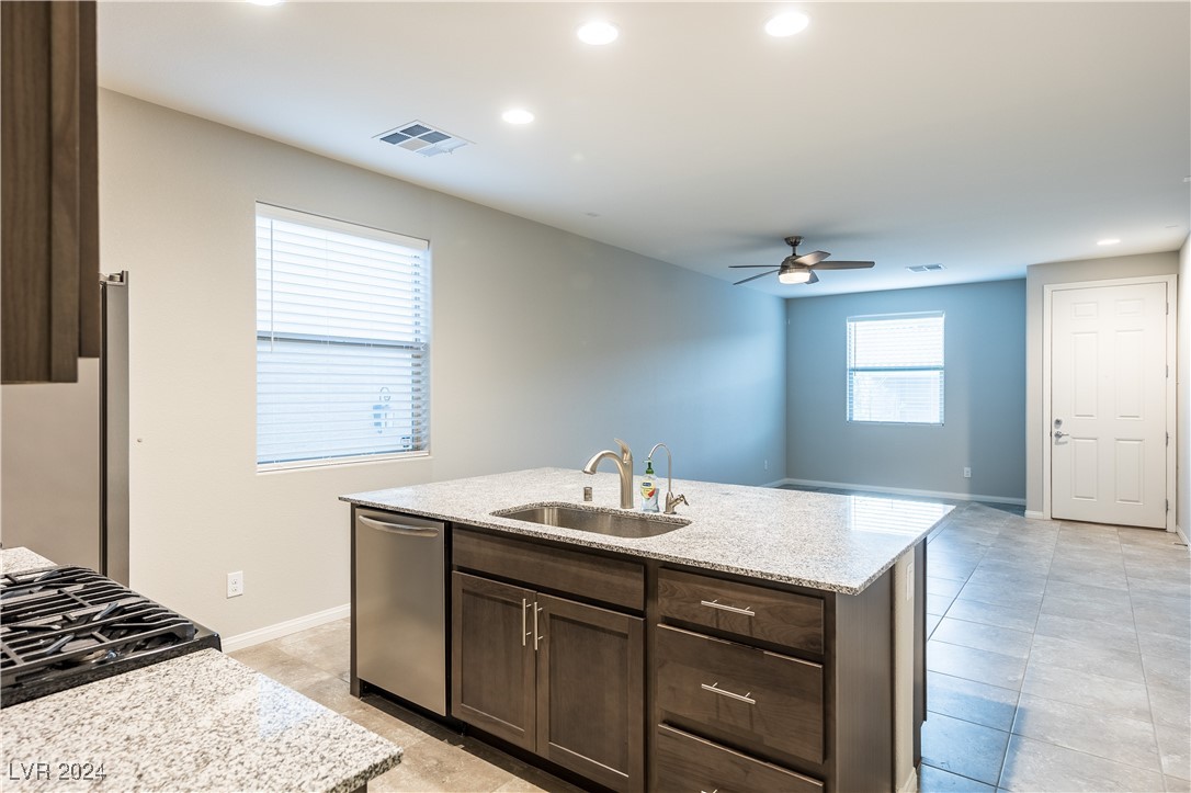 2664 Chinaberry Hill Street Property Photo 14