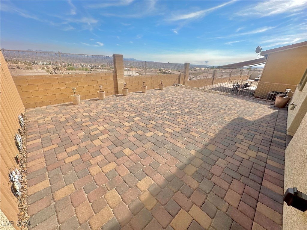 2664 Chinaberry Hill Street Property Photo 33