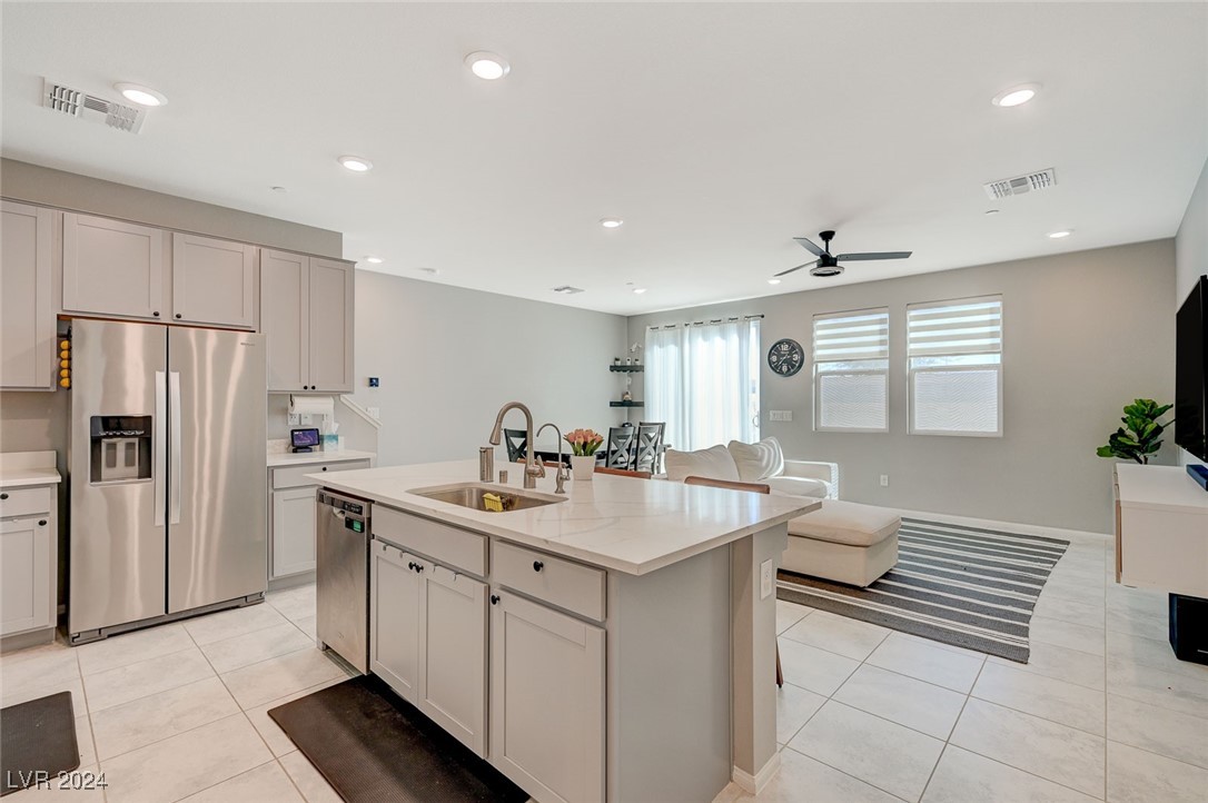 5269 Silver Branch Avenue Property Photo 6