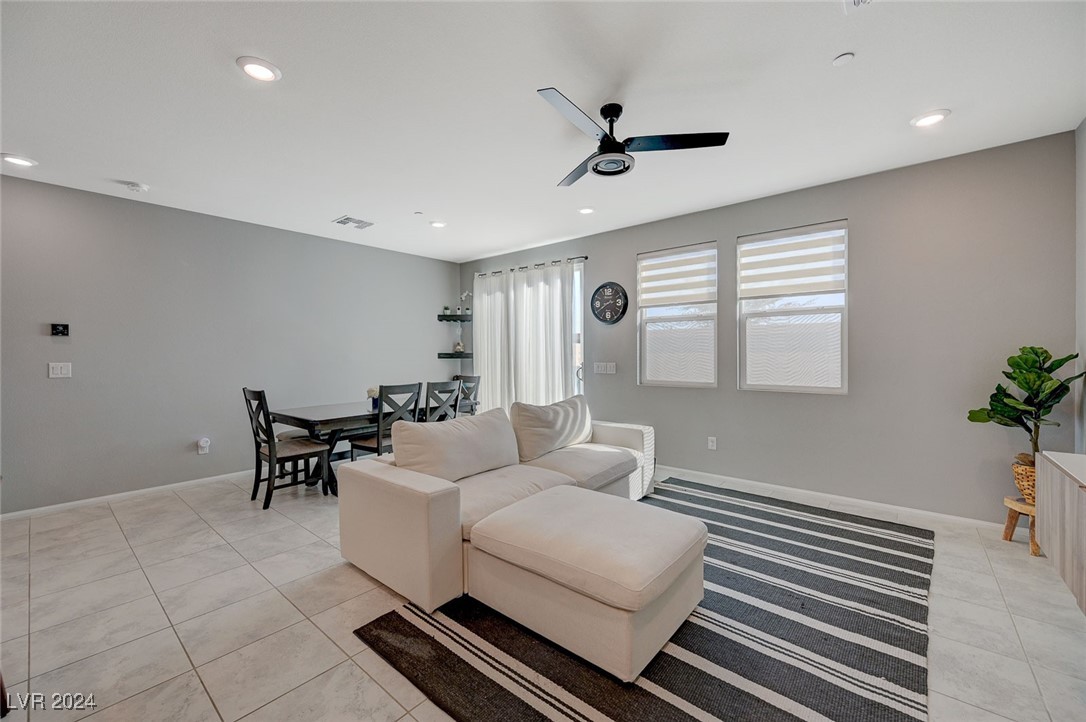 5269 Silver Branch Avenue Property Photo 16