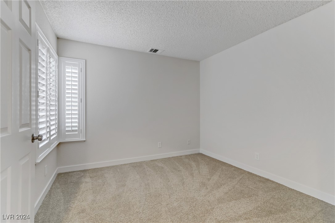 3220 Sabrina Court Property Photo 21