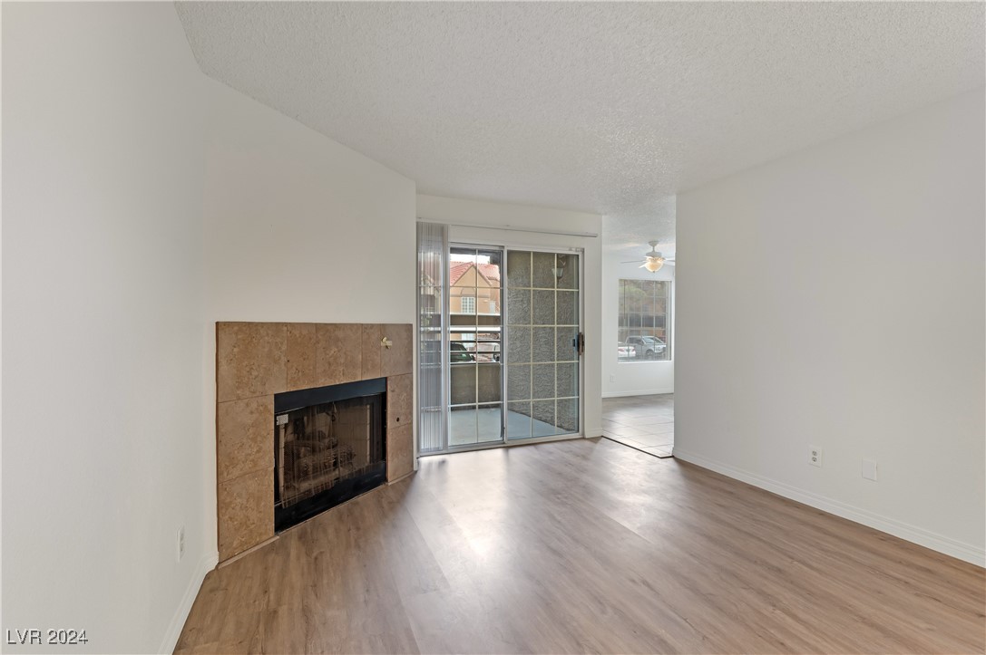 2200 South Fort Apache Road 1227 Property Photo 5