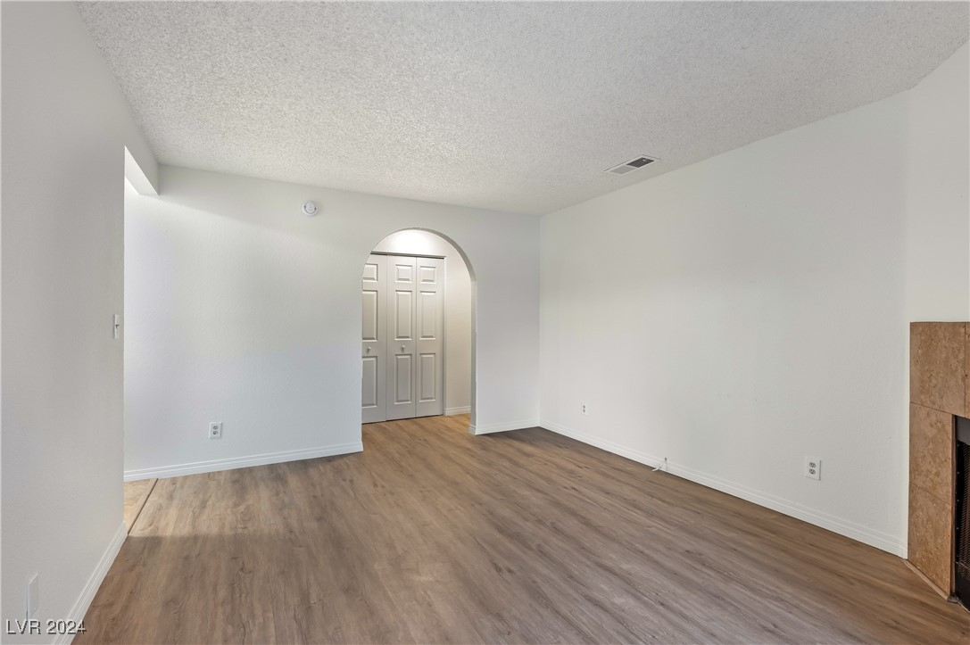 2200 South Fort Apache Road 1227 Property Photo 6