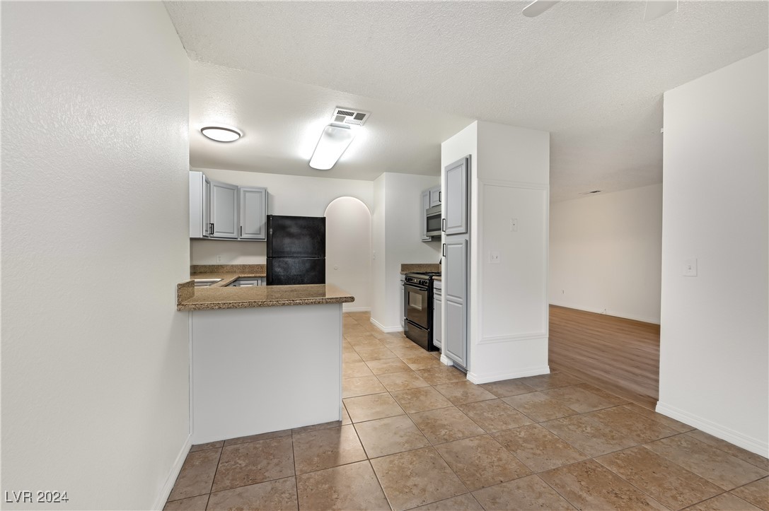 2200 South Fort Apache Road 1227 Property Photo 11