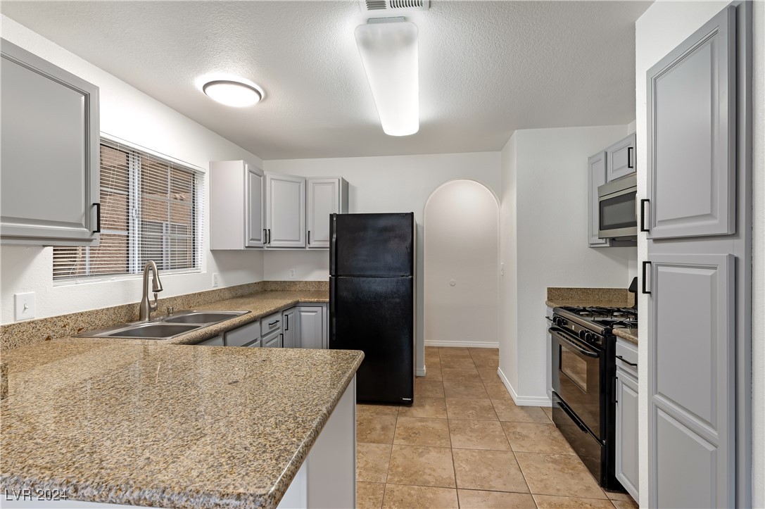 2200 South Fort Apache Road 1227 Property Photo 12