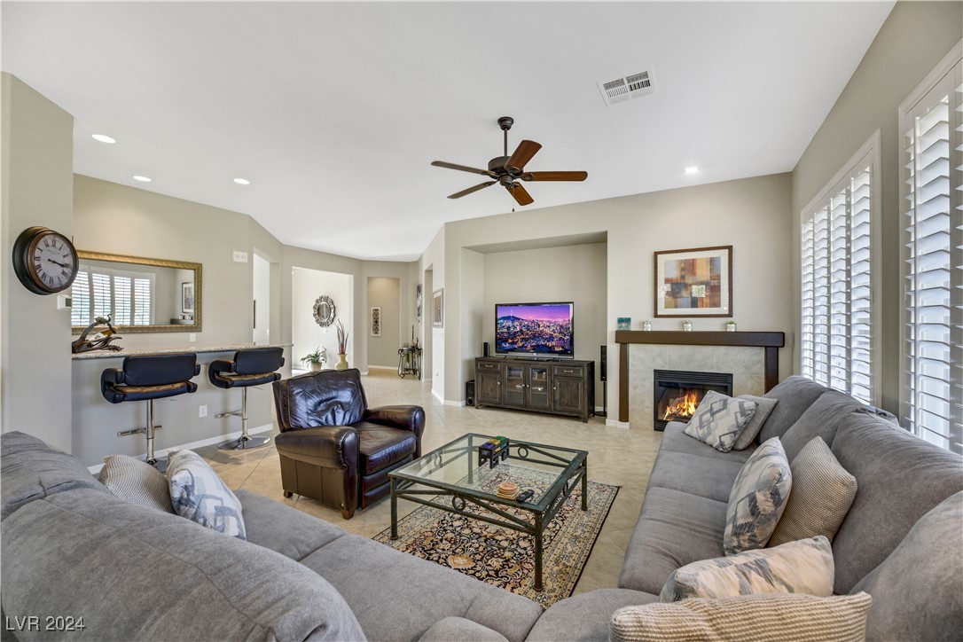 2082 Twin Falls Drive Property Photo 15