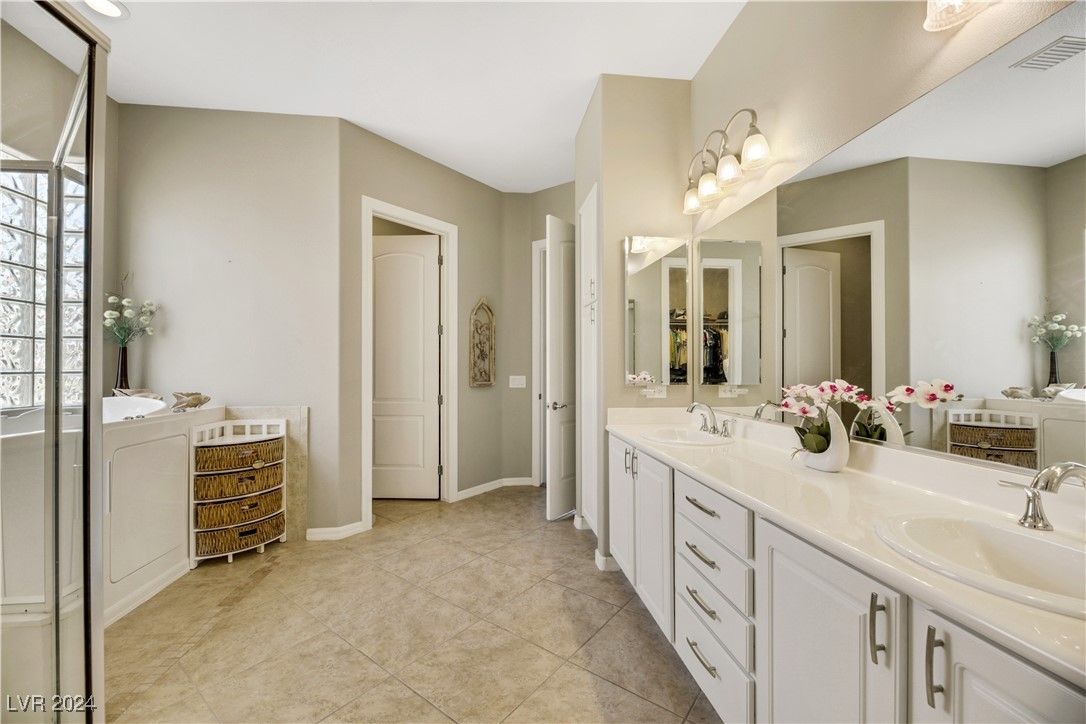 2082 Twin Falls Drive Property Photo 40