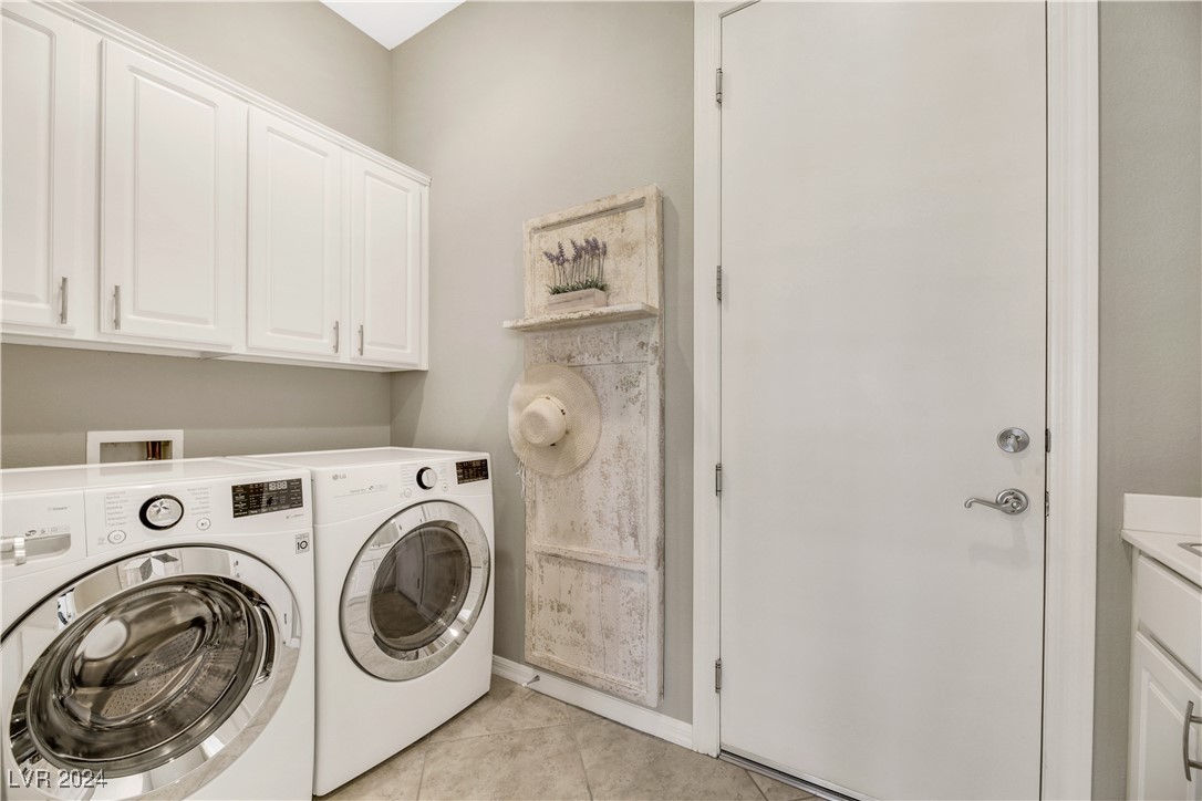 2082 Twin Falls Drive Property Photo 49