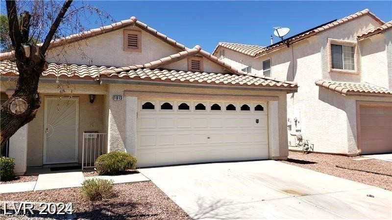 1013 Adobe Flat Drive Property Photo 1