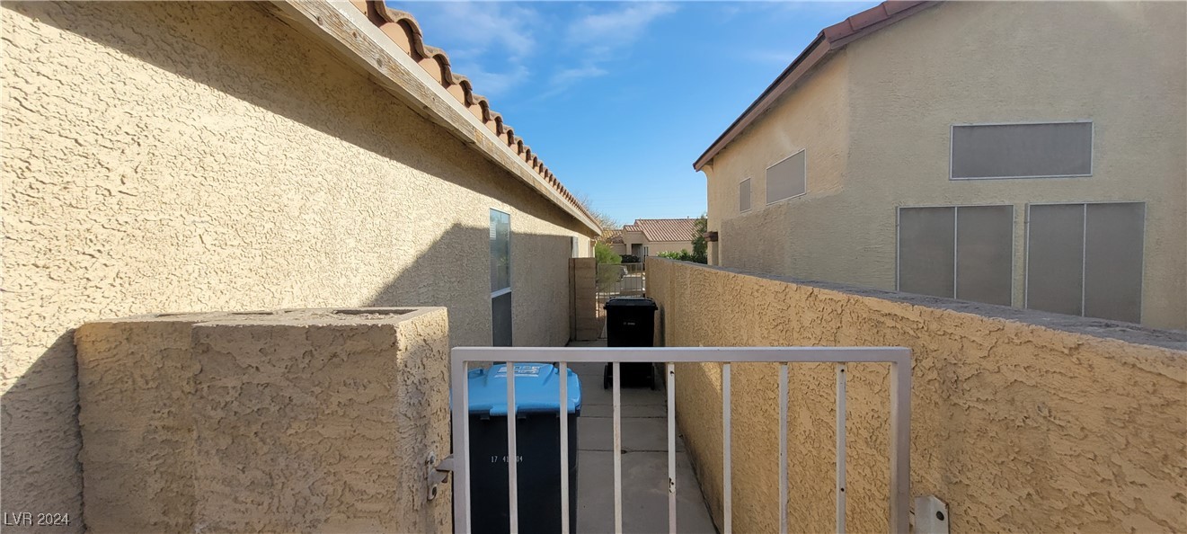 1013 Adobe Flat Drive Property Photo 78