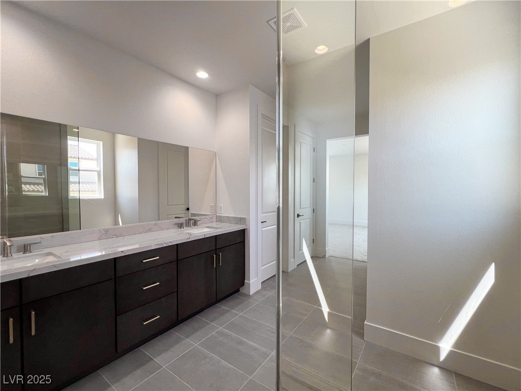 10208 Bismarck Palms Avenue Property Photo 15
