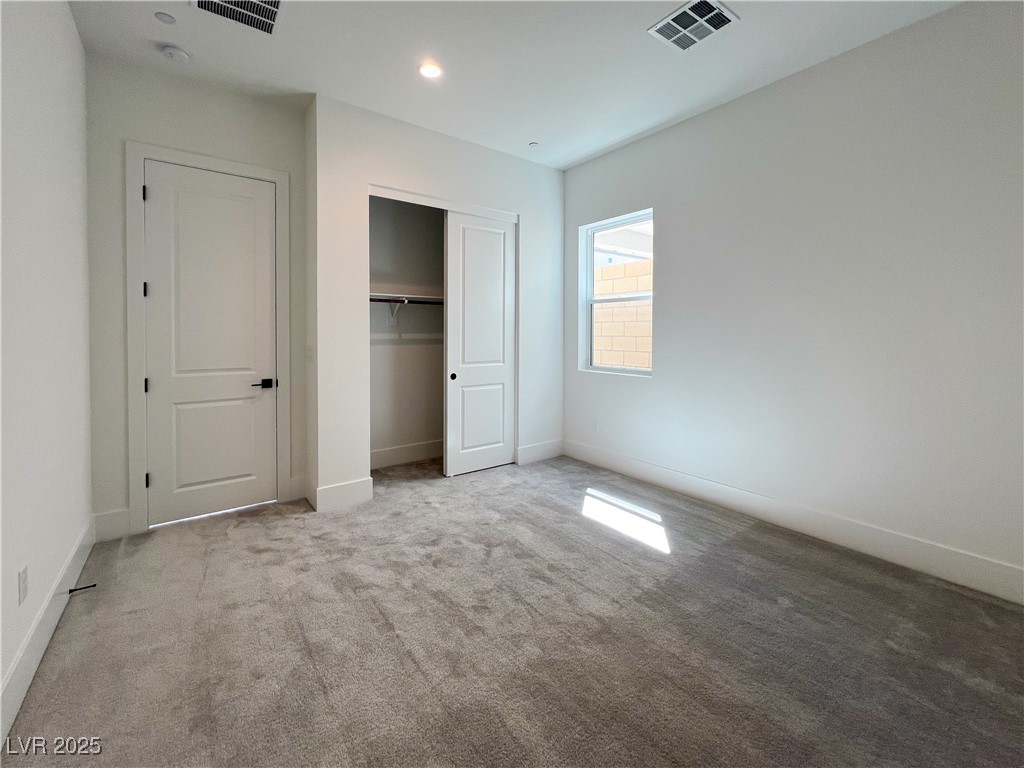 10208 Bismarck Palms Avenue Property Photo 23