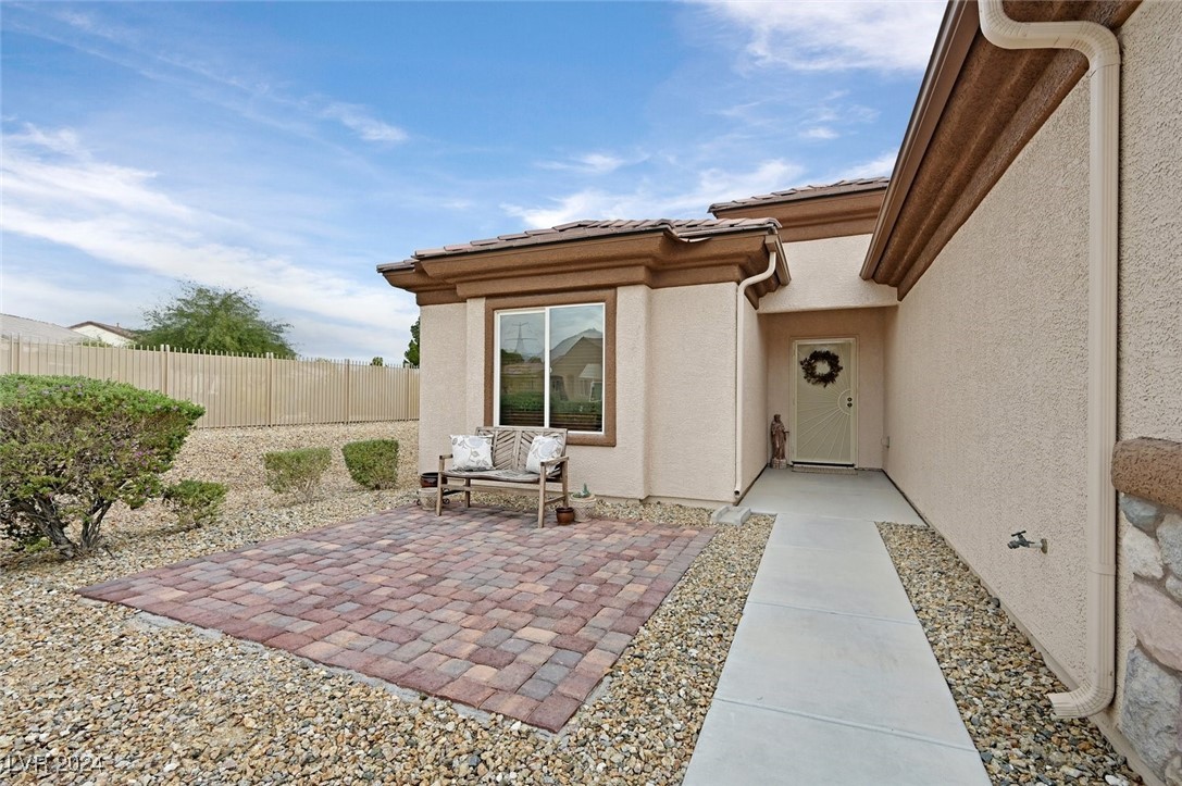 7908 House Sparrow Street Property Photo 3