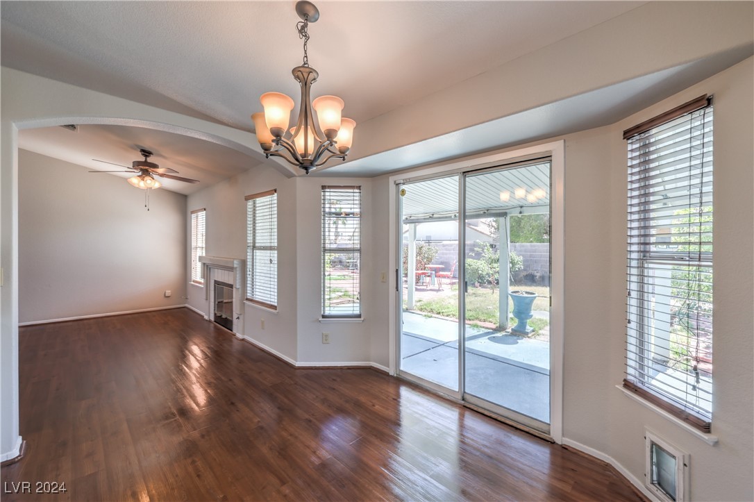 4357 Valley Regal Way Property Photo 14