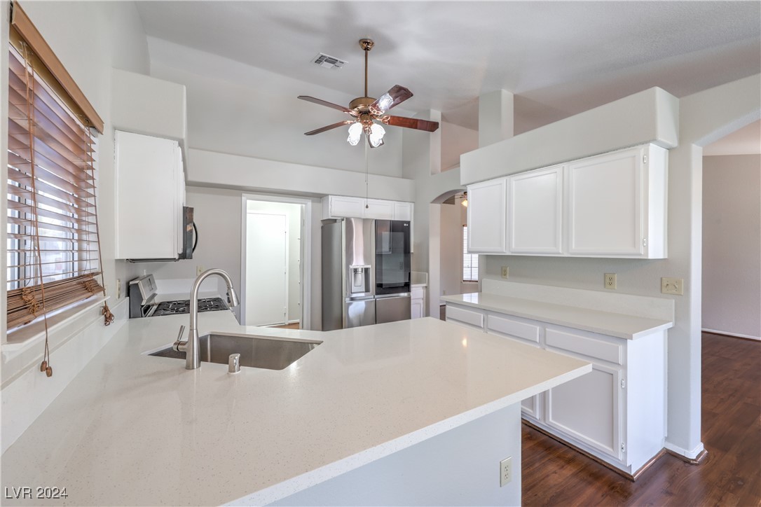 4357 Valley Regal Way Property Photo 15