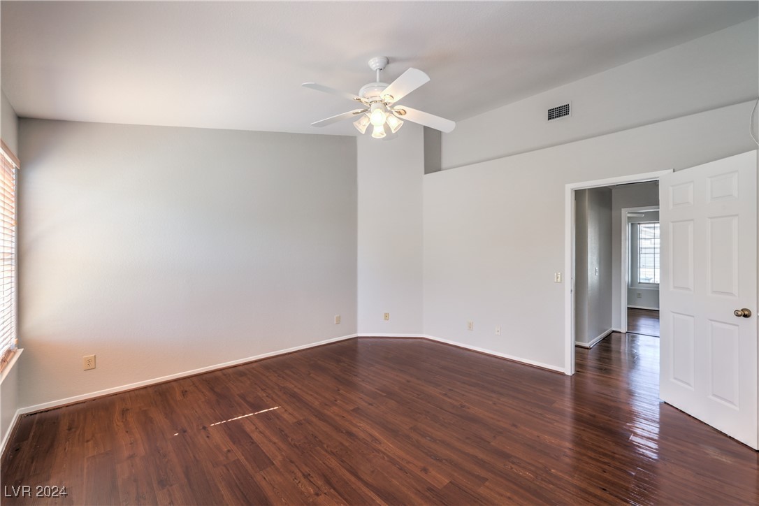 4357 Valley Regal Way Property Photo 23