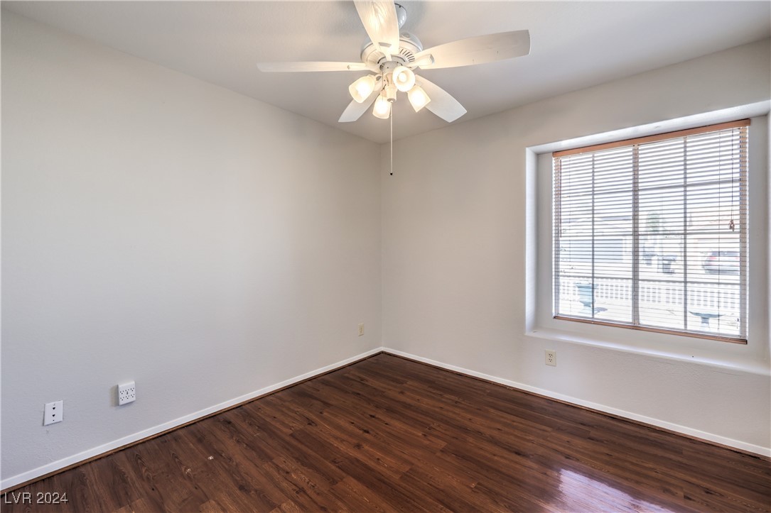 4357 Valley Regal Way Property Photo 27