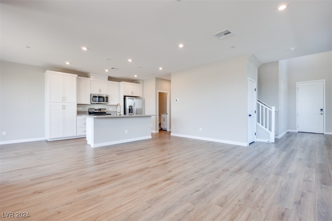 4384 Tallow Falls Avenue Property Photo 6