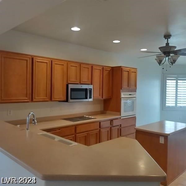 1652 Black Fox Canyon Road Property Photo 11