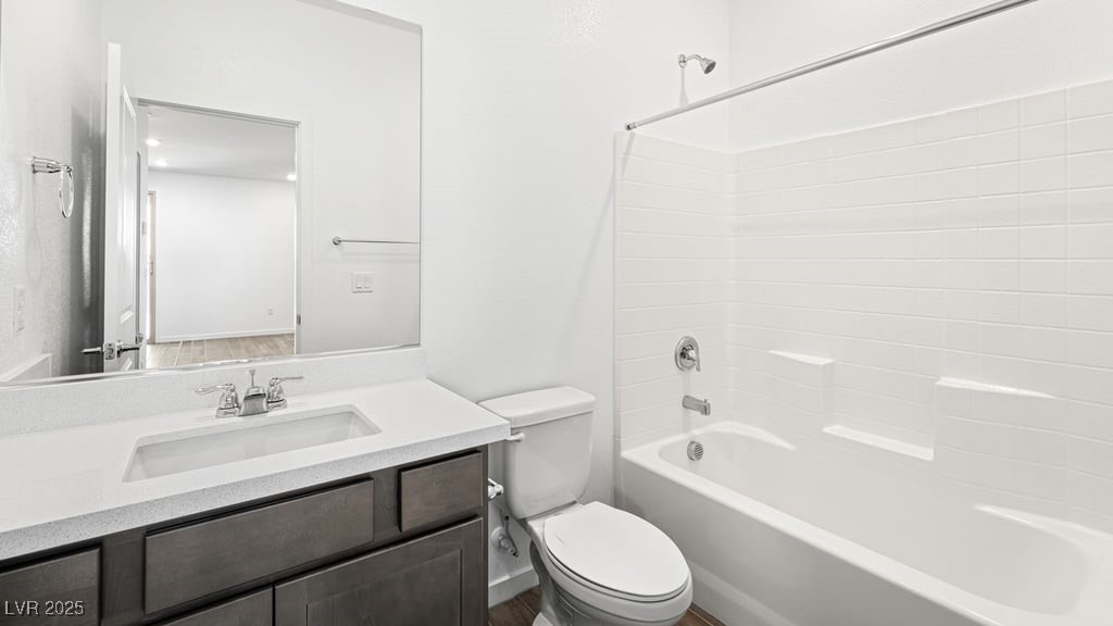 655 North Water Street Property Photo 9