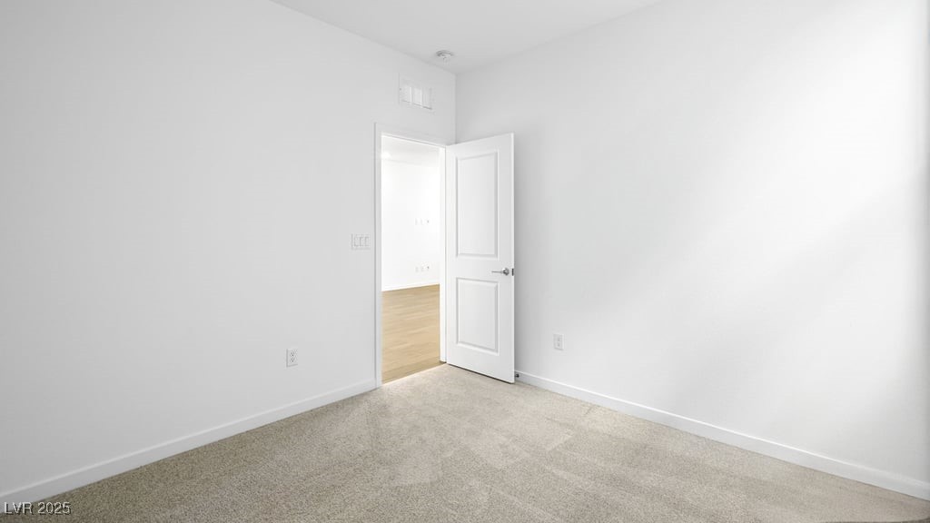 655 North Water Street Property Photo 11