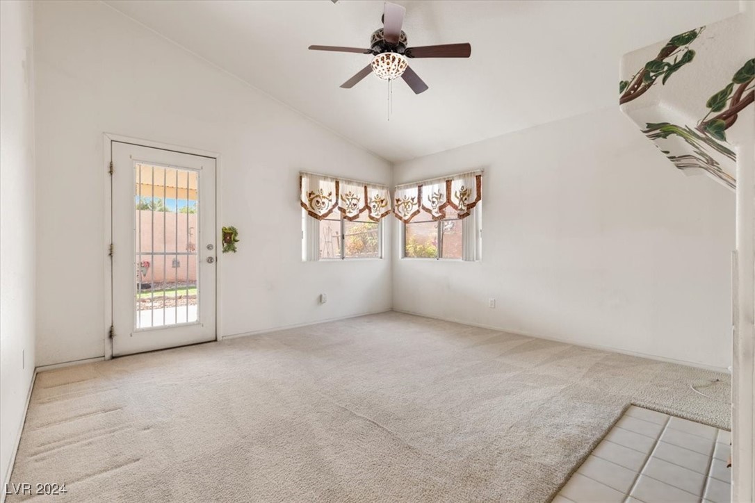 9131 Indian Breeze Drive Property Photo 6