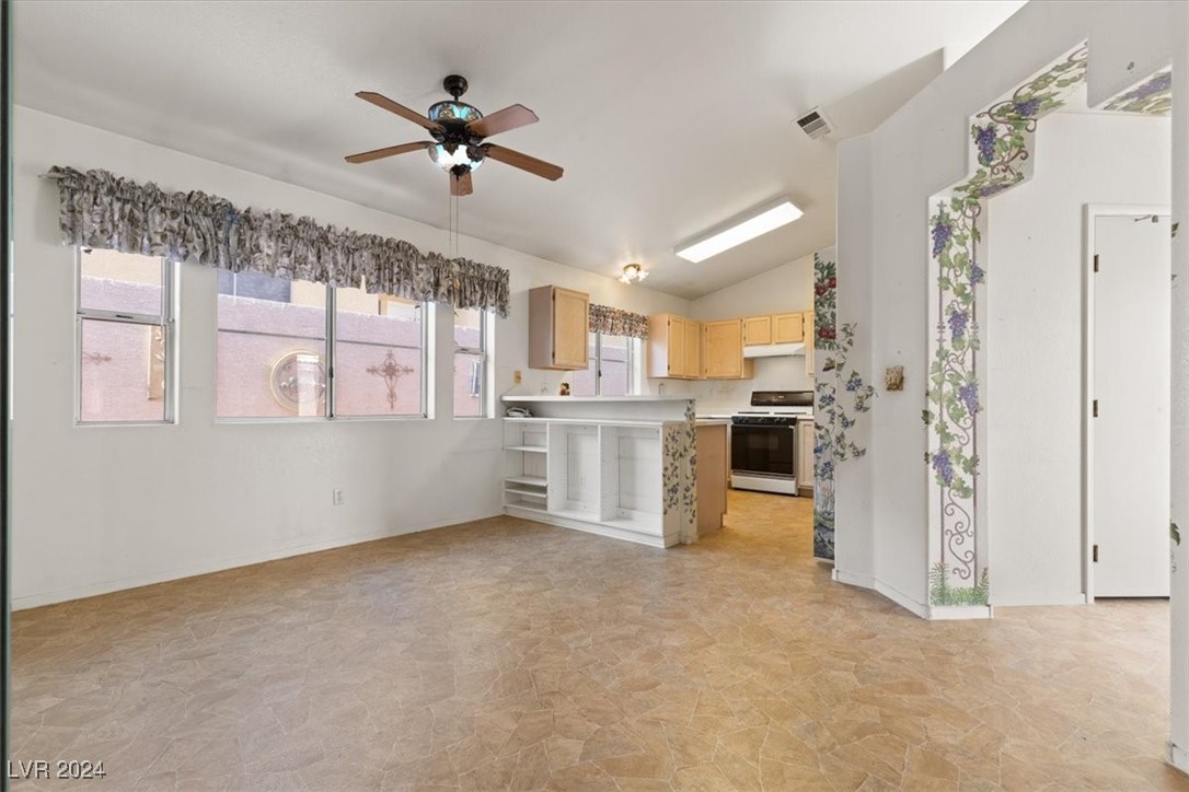 9131 Indian Breeze Drive Property Photo 13