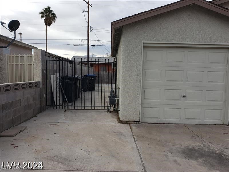 1929 Evelyn Avenue Property Photo 5