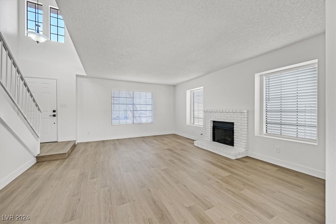 108 Almendio Lane Property Photo 3
