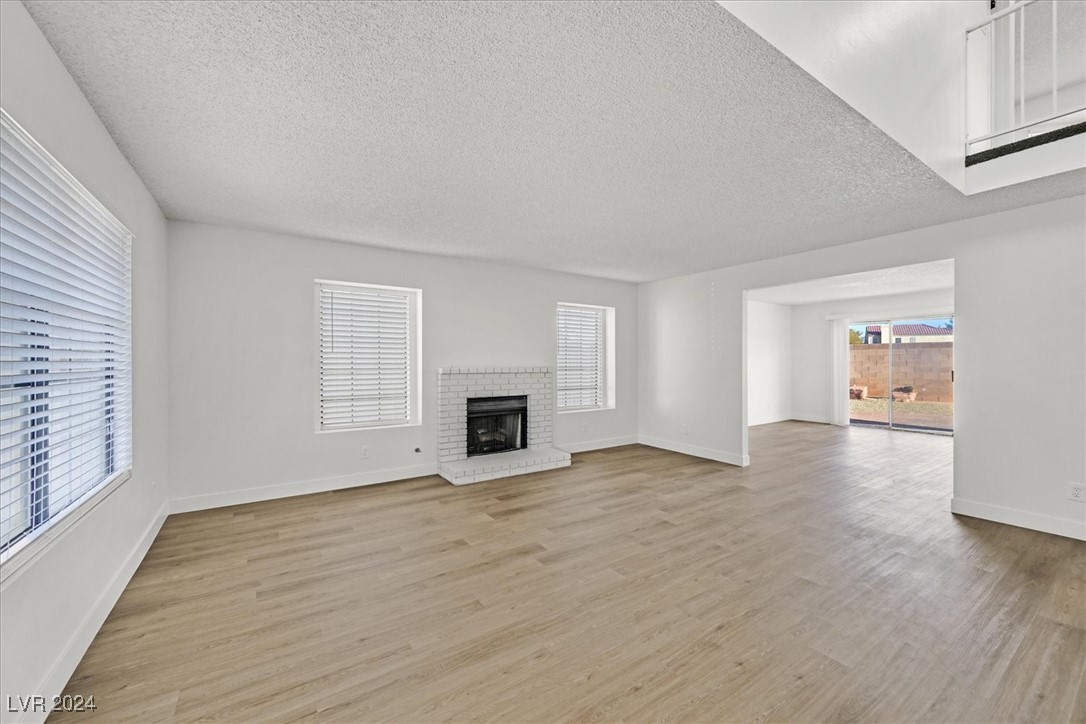 108 Almendio Lane Property Photo 4