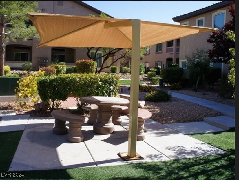 2305 West Horizon Ridge Parkway 3512 Property Photo 4