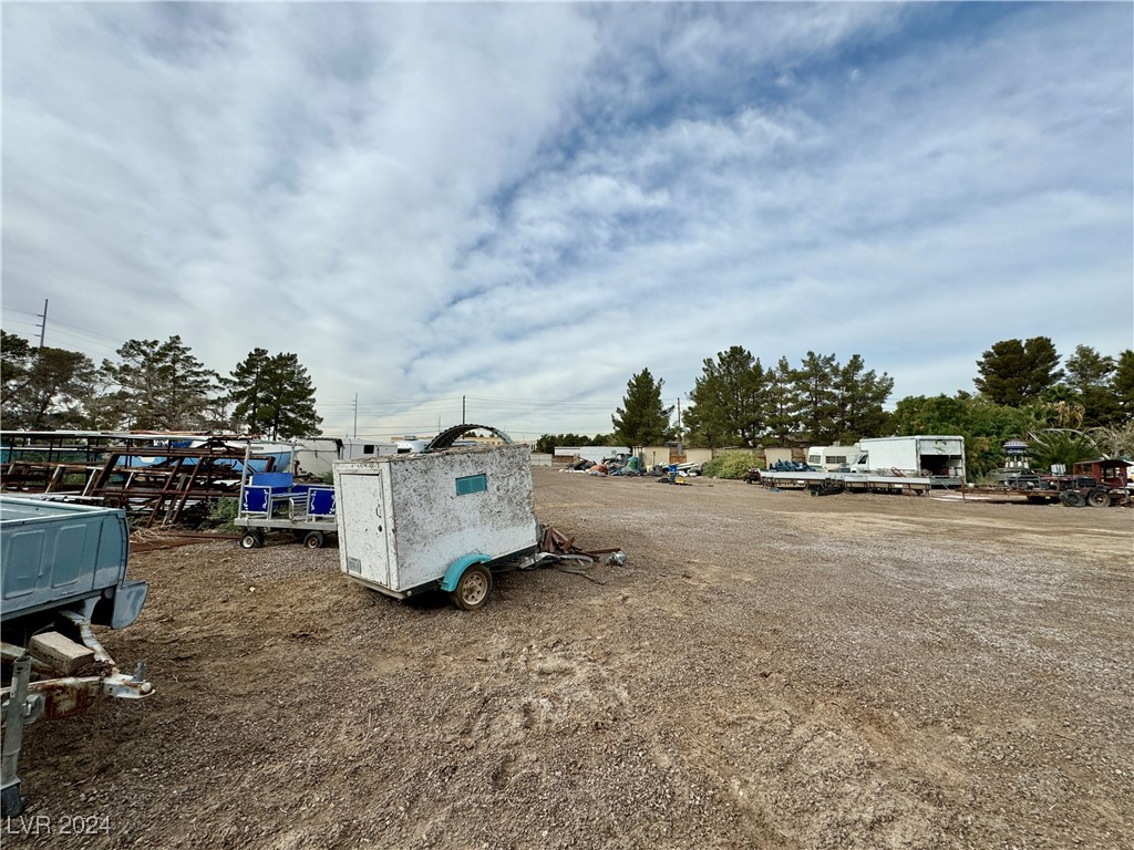 6010 Annie Oakley Drive Property Photo 19
