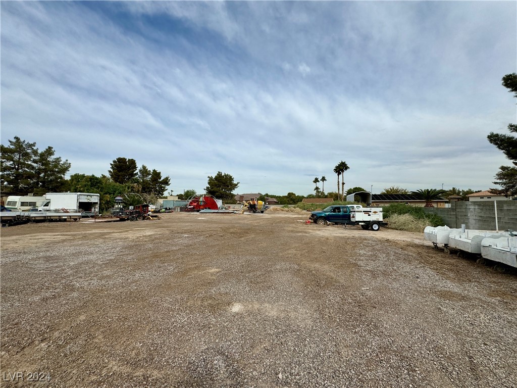 6010 Annie Oakley Drive Property Photo 21