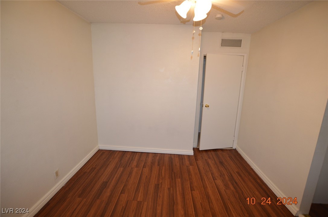 356 East Desert Inn Road 301 Property Photo 15