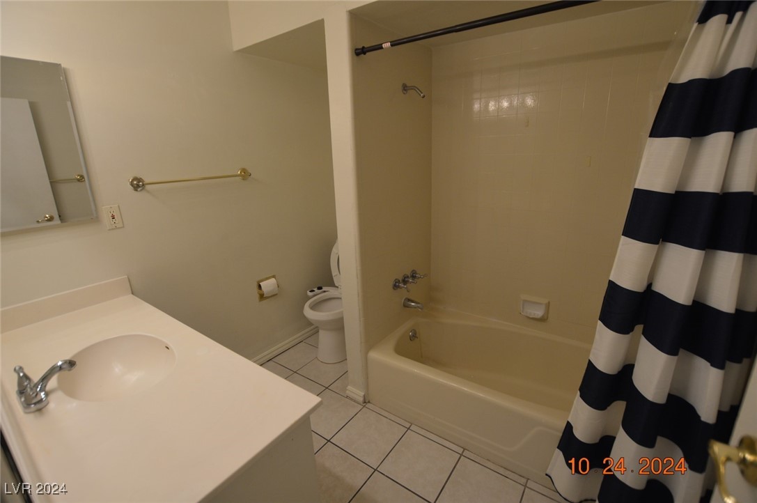 356 East Desert Inn Road 301 Property Photo 16