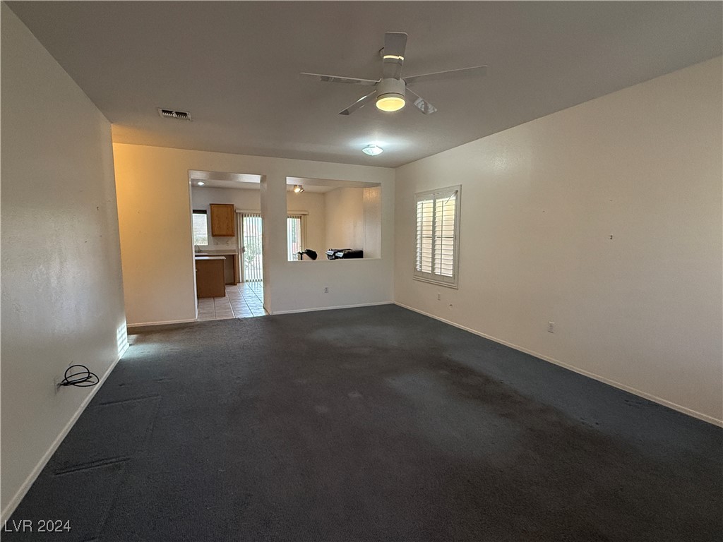 2136 Desert Woods Drive Property Photo 3