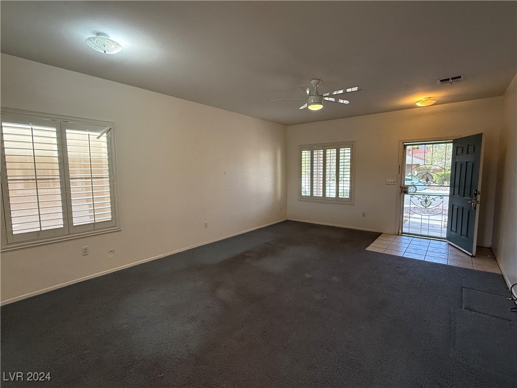 2136 Desert Woods Drive Property Photo 6