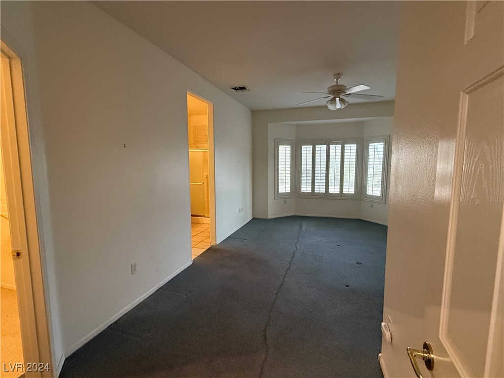 2136 Desert Woods Drive Property Photo 20