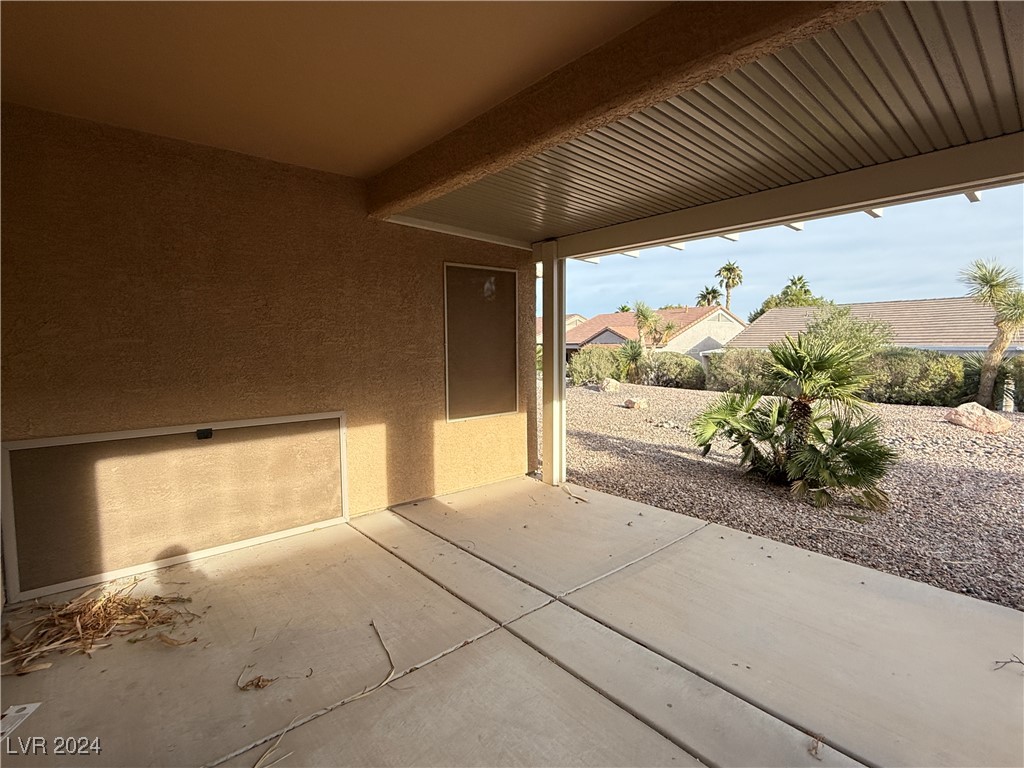 2136 Desert Woods Drive Property Photo 28