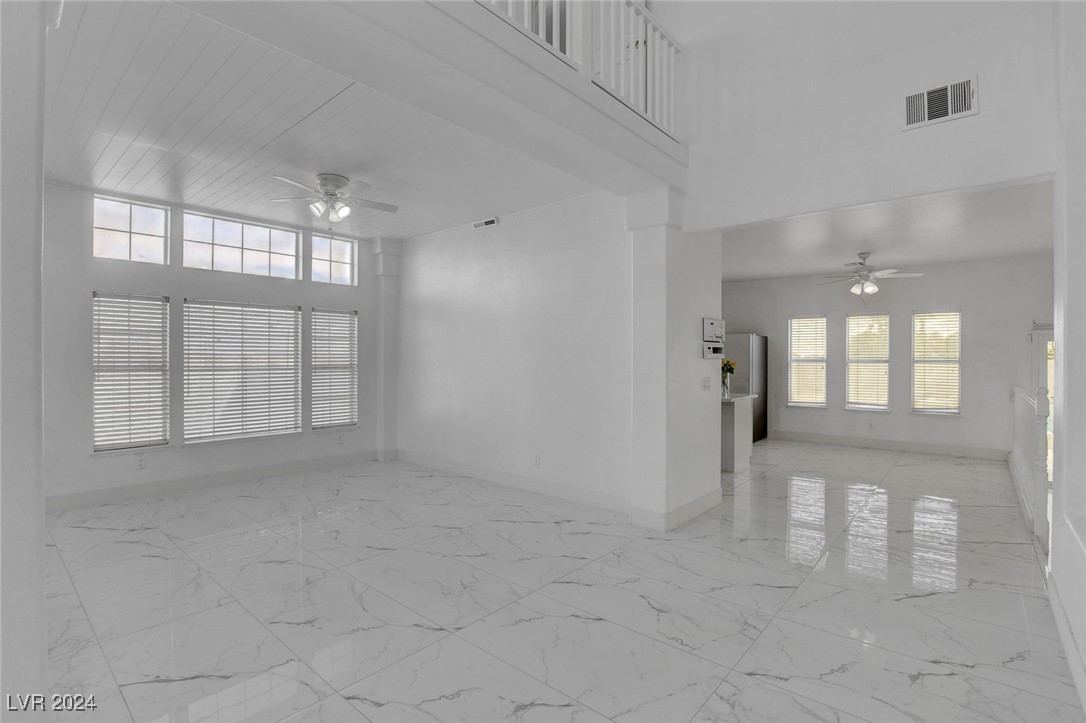 6315 North El Capitan Way Property Photo 12