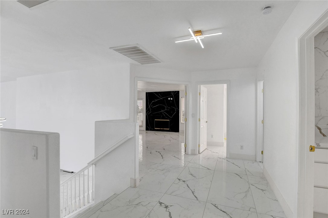 6315 North El Capitan Way Property Photo 29