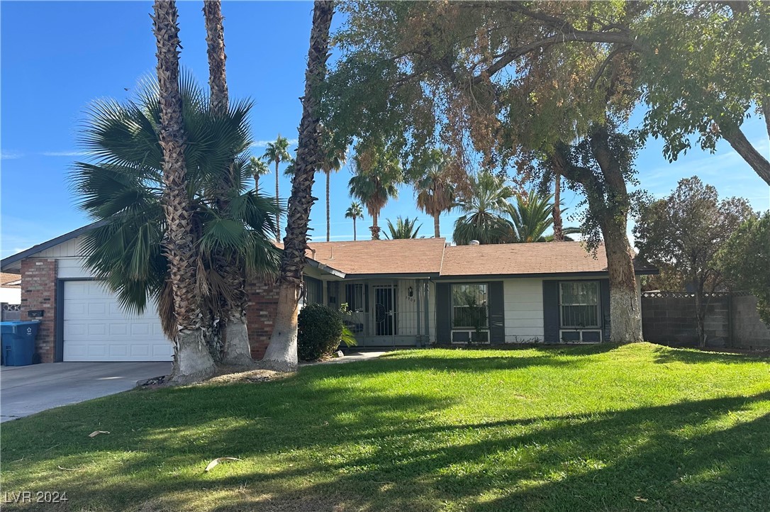 3909 Woodhill Avenue Property Photo 1