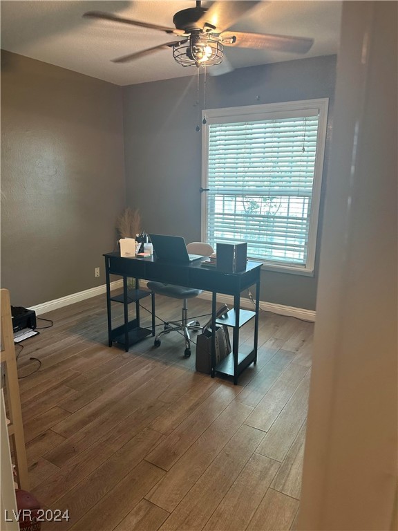 3909 Woodhill Avenue Property Photo 19