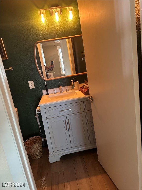 3909 Woodhill Avenue Property Photo 21