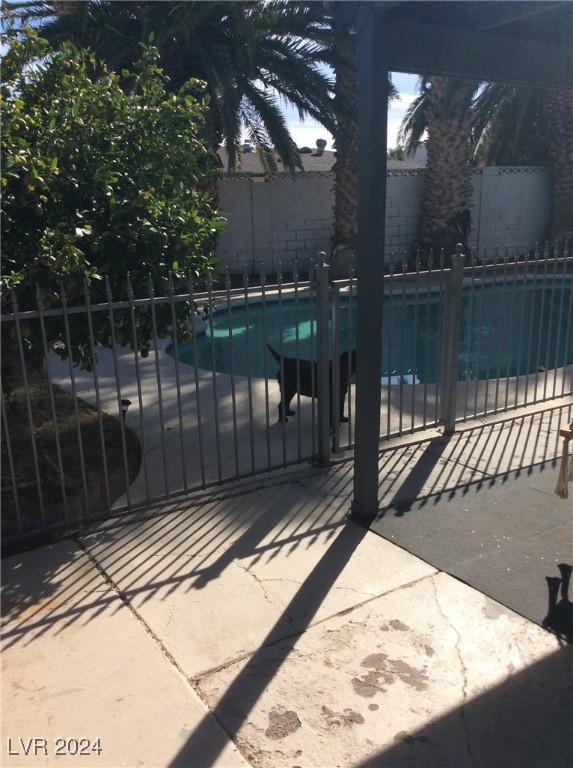 3909 Woodhill Avenue Property Photo 28