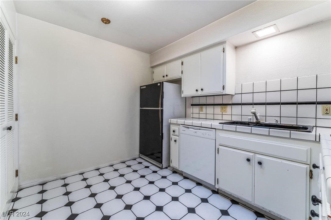 3125 Pinehurst Drive A Property Photo 12