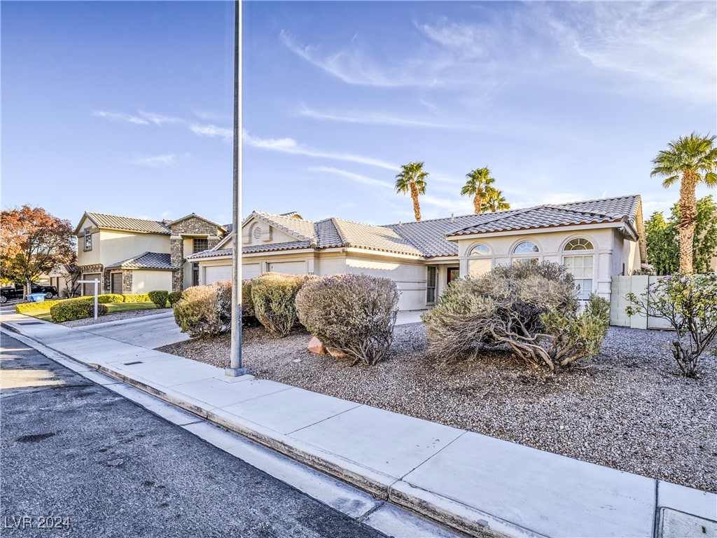 6209 Peggotty Avenue Property Photo 15