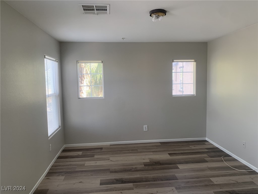 1064 Paradise Coach Drive Property Photo 24